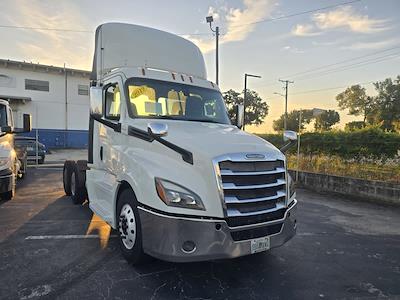 Used 2019 Freightliner Cascadia Detroit DD13 Semi Truck for sale #859561 - photo 1