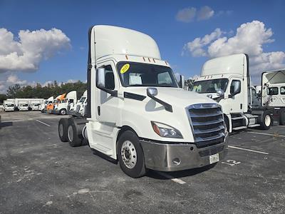 Used 2019 Freightliner Cascadia Detroit DD13 Semi Truck for sale #859564 - photo 1