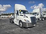 Used 2019 Freightliner Cascadia Detroit DD13 Semi Truck for sale #859564 - photo 1