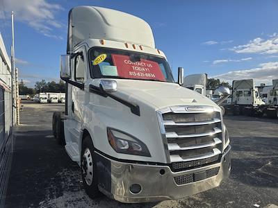 Used 2019 Freightliner Cascadia Detroit DD13 Semi Truck for sale #859567 - photo 1