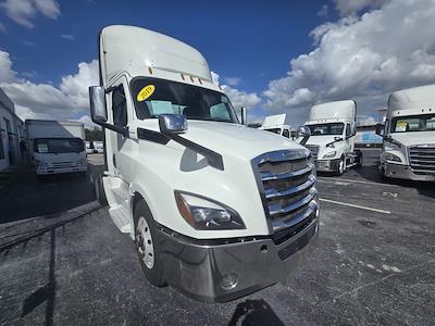 Used 2019 Freightliner Cascadia Detroit DD13 Semi Truck for sale #859568 - photo 1