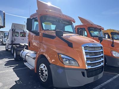 Used 2019 Freightliner Cascadia Detroit DD13 Semi Truck for sale #862888 - photo 1