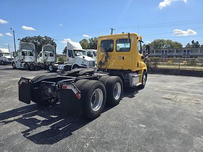 Used 2019 Freightliner Cascadia Detroit DD13 Semi Truck for sale #874565 - photo 2