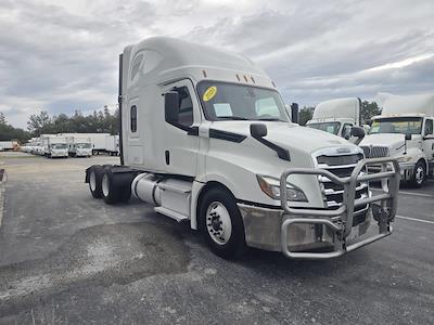 Used 2020 Freightliner Cascadia Detroit Diesel DD15 Semi Truck with Sleeper Cab for sale #878814 - photo 1