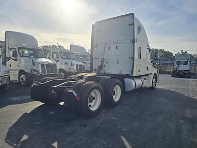 Used 2020 Freightliner Cascadia Detroit Diesel DD15 Semi Truck with Sleeper Cab for sale #878861 - photo 2