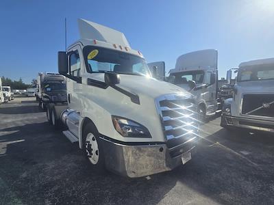 Used 2020 Freightliner Cascadia Detroit Diesel DD15 Semi Truck for sale #884532 - photo 1