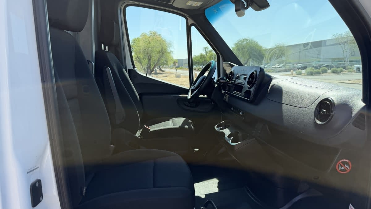 Used 2019 Freightliner Sprinter 3500 - photo 13