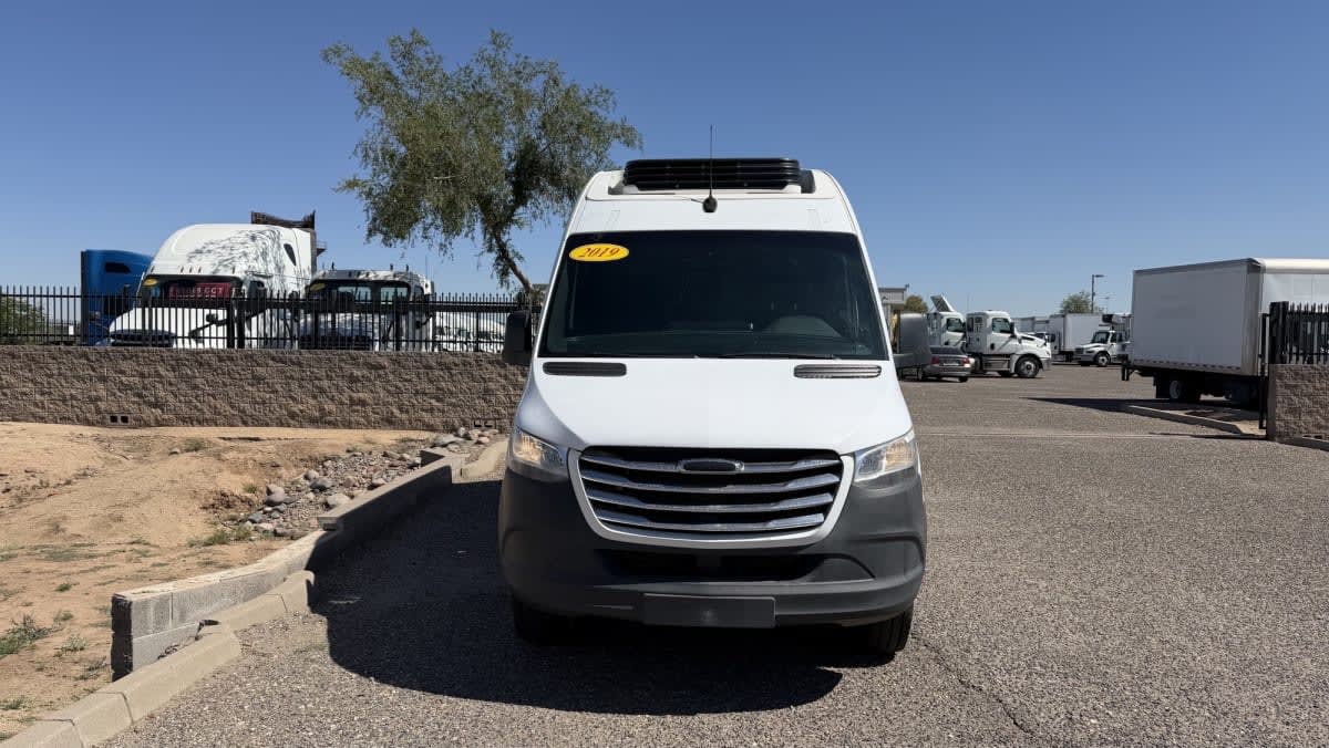 Used 2019 Freightliner Sprinter 3500 - photo 2