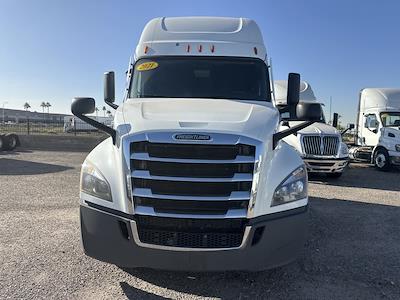Used 2021 Freightliner Cascadia Detroit Diesel DD15 Semi Truck with Sleeper Cab for sale #268332 - photo 2