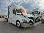 Used 2020 Freightliner Cascadia Detroit Diesel DD15 Semi Truck with Sleeper Cab for sale #273171 - photo 3