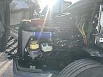 Used 2023 Freightliner Cascadia Detroit Diesel DD15 Semi Truck with Sleeper Cab for sale #405904 - photo 9