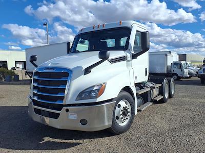 Used 2022 Freightliner Cascadia - photo 1