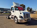 Used 2017 Freightliner Cascadia Detroit DD13 Semi Truck for sale #678823 - photo 4