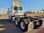 Used 2017 Freightliner Cascadia Detroit DD13 Semi Truck for sale #678823 - photo 2