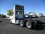 Used 2018 Freightliner Cascadia Detroit Diesel DD15 Semi Truck for sale #772662 - photo 2