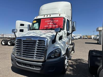 Used 2019 Freightliner Cascadia Detroit DD13 Semi Truck for sale #808632 - photo 1