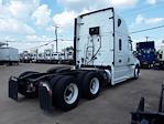 Used 2019 Freightliner Cascadia Detroit Diesel DD15 Semi Truck with Sleeper Cab for sale #821107 - photo 5
