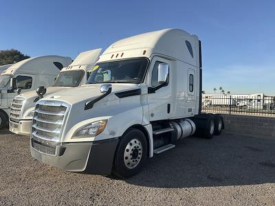 Used 2019 Freightliner Cascadia Detroit Diesel DD15 Semi Truck with Sleeper Cab for sale #835431 - photo 1