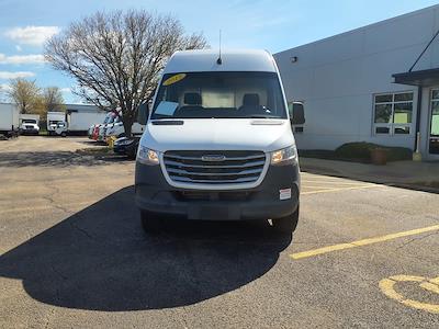 Used 2019 Freightliner Sprinter 2500 - photo 2