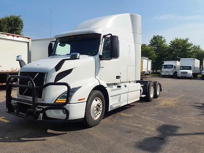 Used 2020 Volvo VNR Volvo D13 Semi Truck for sale #243600 - photo 1