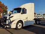 Used 2020 Volvo VNR Volvo D13 Semi Truck for sale #243604 - photo 1