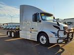Used 2020 Volvo VNR Volvo D13 Semi Truck for sale #243604 - photo 4