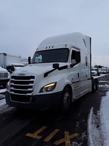 Used 2020 Freightliner Cascadia Detroit Diesel DD15 Semi Truck with Sleeper Cab for sale #245131 - photo 1