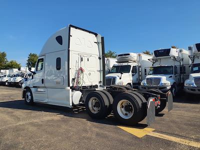 Used 2020 Freightliner Cascadia Detroit Diesel DD15 Semi Truck with Sleeper Cab for sale #247186 - photo 2