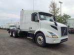 Used 2020 Volvo VNR Volvo D13 Semi Truck for sale #272511 - photo 4