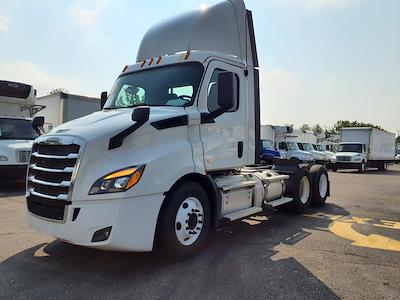 Used 2018 Freightliner Cascadia Detroit DD13 Semi Truck for sale #303104 - photo 1