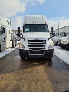 Used 2021 Freightliner Cascadia Detroit Diesel DD15 Semi Truck with Sleeper Cab for sale #500085 - photo 2