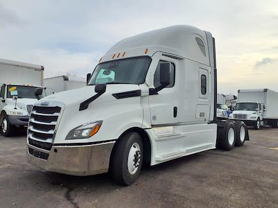 Used 2022 Freightliner Cascadia Detroit Diesel DD15 Semi Truck with Sleeper Cab for sale #511889 - photo 1