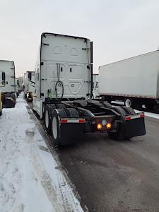 Used 2022 Freightliner Cascadia Detroit Diesel DD15 Semi Truck with Sleeper Cab for sale #574693 - photo 2