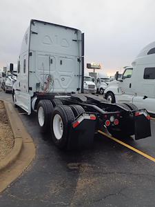 Used 2022 Freightliner Cascadia Detroit Diesel DD15 Semi Truck with Sleeper Cab for sale #574703 - photo 2
