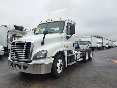 Used 2019 Freightliner Cascadia Detroit DD13 Semi Truck for sale #789791 - photo 1