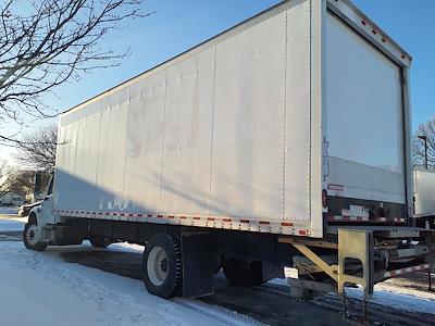 Used 2018 Freightliner M2 106 Conventional Cab Box Truck for sale #789936 - photo 2