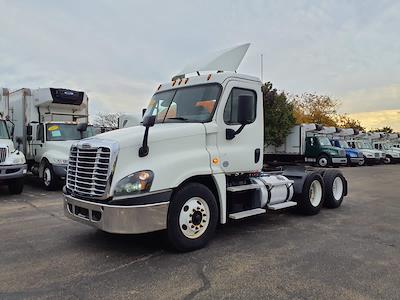 Used 2019 Freightliner Cascadia Detroit Diesel DD15 Semi Truck for sale #803943 - photo 1