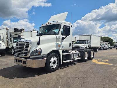Used 2019 Freightliner Cascadia Detroit Diesel DD15 Semi Truck for sale #803944 - photo 1