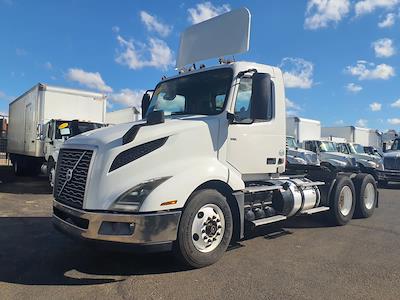 Used 2019 Volvo VNL Volvo D13 Semi Truck for sale #804494 - photo 1