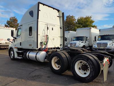 Used 2020 Freightliner Cascadia Detroit Diesel DD15 Semi Truck with Sleeper Cab for sale #836635 - photo 2