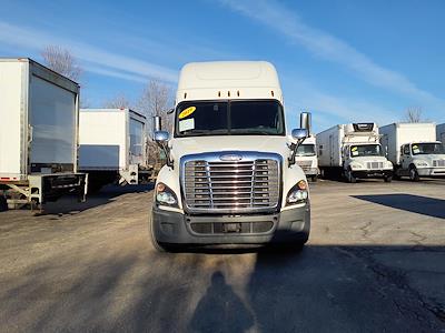 Used 2019 Freightliner Cascadia Detroit Diesel DD15 Semi Truck with Sleeper Cab for sale #840628 - photo 2