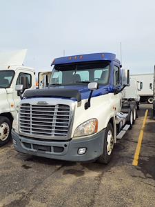 Used 2019 Freightliner Cascadia Detroit DD13 Semi Truck for sale #867603 - photo 1