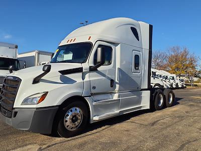 Used 2020 Freightliner Cascadia Detroit Diesel DD15 Semi Truck with Sleeper Cab for sale #875469 - photo 1