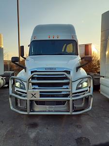 Used 2020 Freightliner Cascadia - photo 1