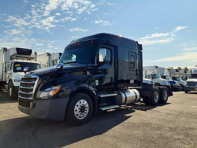 Used 2020 Freightliner Cascadia Detroit Diesel DD15 Semi Truck with Sleeper Cab for sale #879769 - photo 1