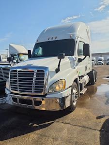 Used 2020 Freightliner Cascadia - photo 1