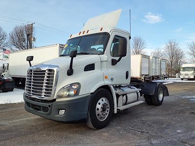 Used 2020 Freightliner Cascadia Detroit DD13 Semi Truck for sale #896051 - photo 1