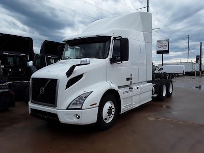 Used 2020 Volvo VNR Volvo D13 Semi Truck for sale #243504 - photo 1