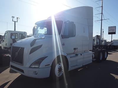 Used 2020 Volvo VNR Volvo D13 Semi Truck for sale #243506 - photo 1