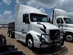 Used 2020 Volvo VNR Volvo D13 Semi Truck for sale #243514 - photo 4